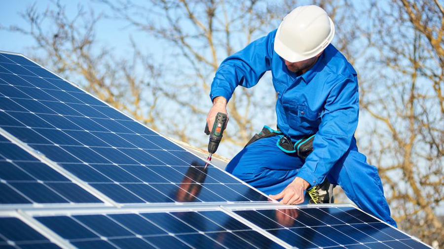 Clean Energy Made Easy with Professional Solar Setup Services