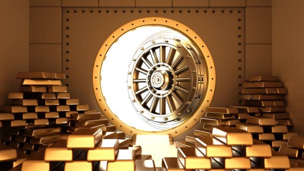 Comparing 7.5 Tola Gold Price in India With Other Gold Standards